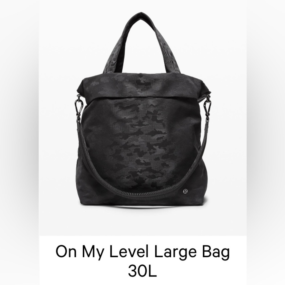 lululemon On My Level Bag 30L black camo great condition